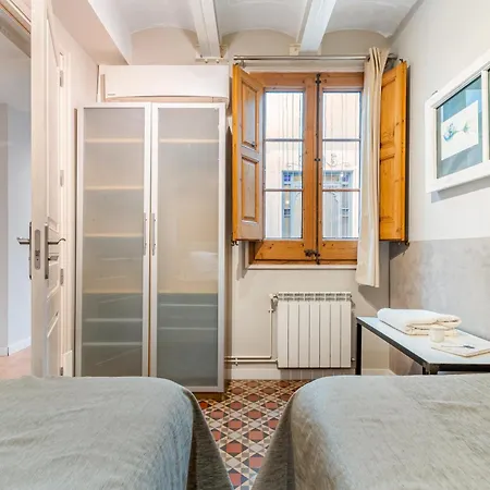 Apartment Fuster By Aspasios