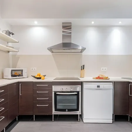 Fuster By Aspasios Apartament