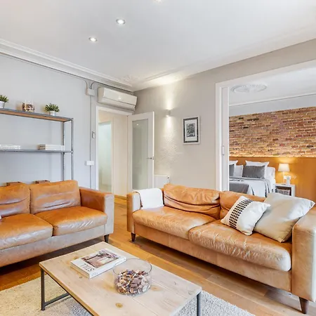 Fuster By Aspasios Barcelona