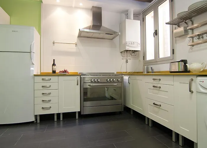 Fuster By Aspasios Barcelona