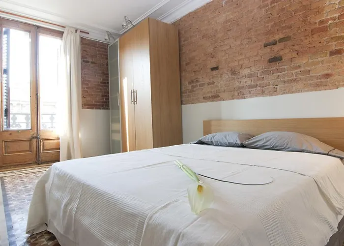 Fuster By Aspasios Barcelona