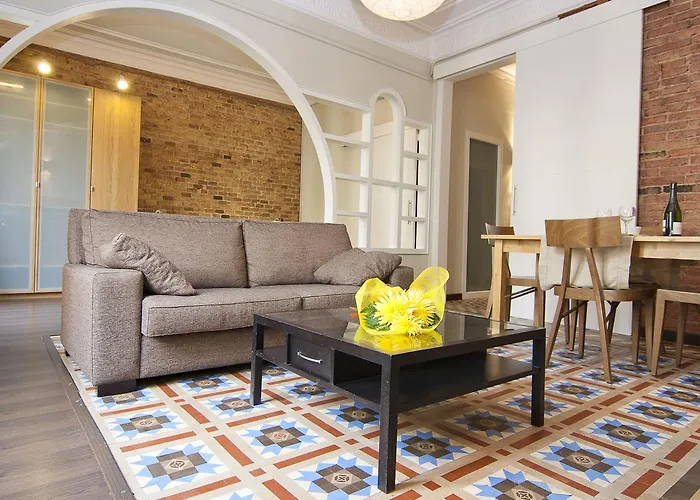 Fuster By Aspasios Apartman